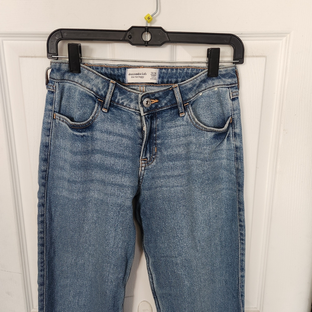 abercrombie Kids Low Rise Baggy Jeans Size 13/14 Short EUC - Picture 2 of 7